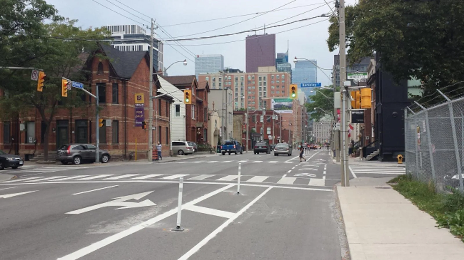 Toronto announces new bike pilot program for bylaw enforcement - Canadian Cycling Magazine