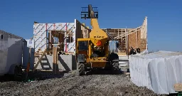 Housing starts in Canada fall 7% in March from previous month, CMHC says - National | Globalnews.ca