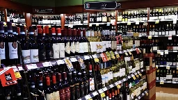 Wine overtakes beer as B.C. drinkers' preferred summer beverage purchase