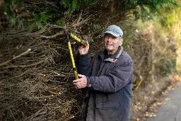 Man, 89, cut neighbours' hedges as they 'hadn't bothered', then thanks himself in newspaper
