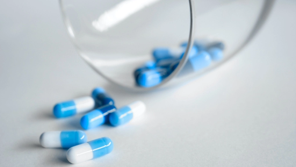 Patients 'betrayed' by Canadian researchers, advocate says of clinical trial probe