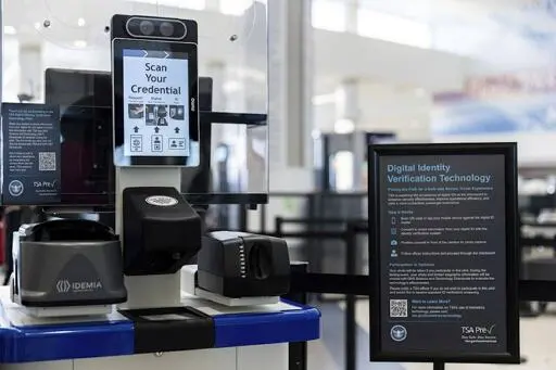 Air Canada rolls out facial recognition tech at YVR, leaving regular ID behind