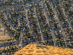 Balloon ride over Albuquerque