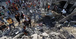 Hundreds killed in Israeli air strike on Gaza hospital, Gaza health authorities say