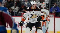 Maple Leafs acquire Ilya Lyubushkin in three-team deal with Ducks, Hurricanes
