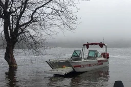 Deputy chief explains what happened to the Wanapitei rescue boat