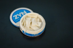 Dossier | De la nicotine à revendre (2 articles)