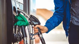 La baisse du prix de l’essence entraîne un recul de l’inflation à 3,1 % en octobre au pays