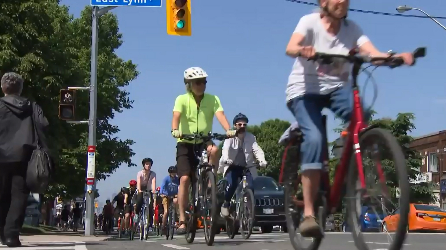 Cyclists rally, calling for safer streets in Scarborough