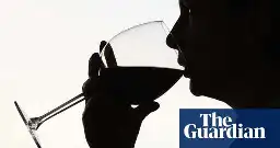 Alcohol should carry warning label for cancer risk, US surgeon general says