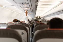 Excessively Farting Passenger Causes American Airlines Flight to Turn Around