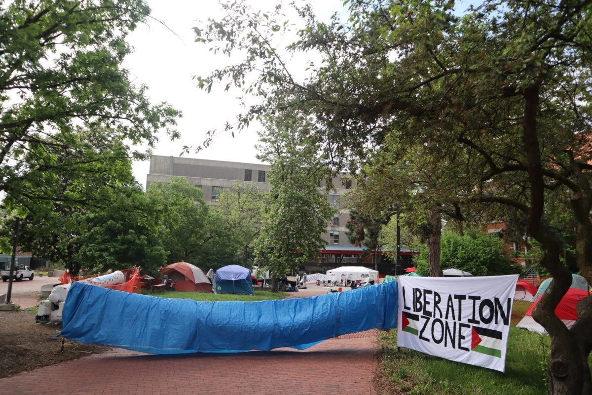 Pro-Palestine advocates set up encampment at the U of G