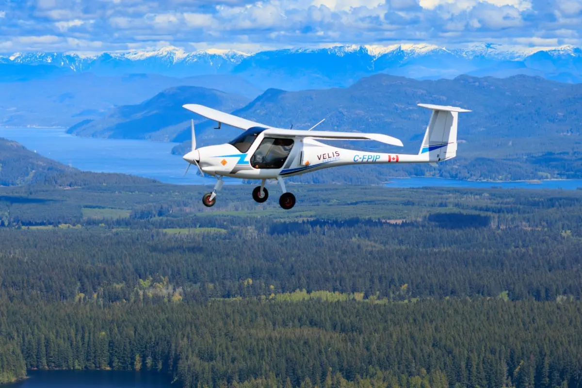 Electric airplane to be displayed at Qualicum Beach Airport