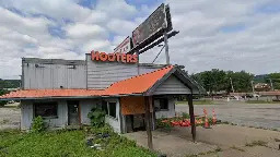 West Virginia’s last Hooters is being torn down. Locals are holding a candlelit vigil